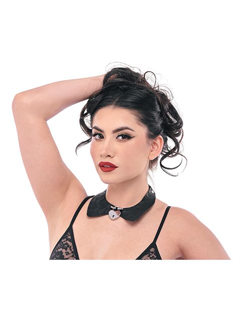 Sex & Mischief Heartbound Lace Day Collar